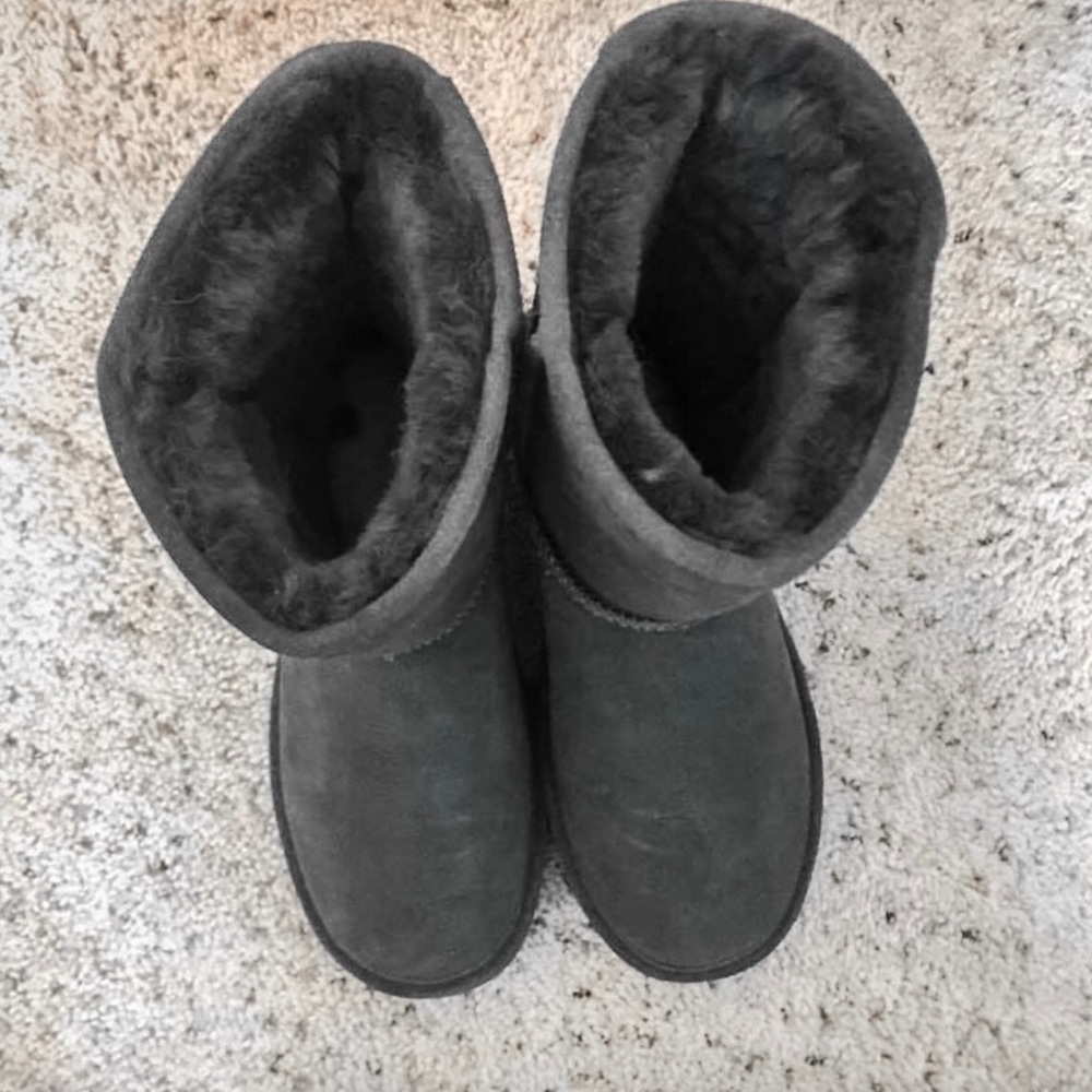 BearPaw Boots